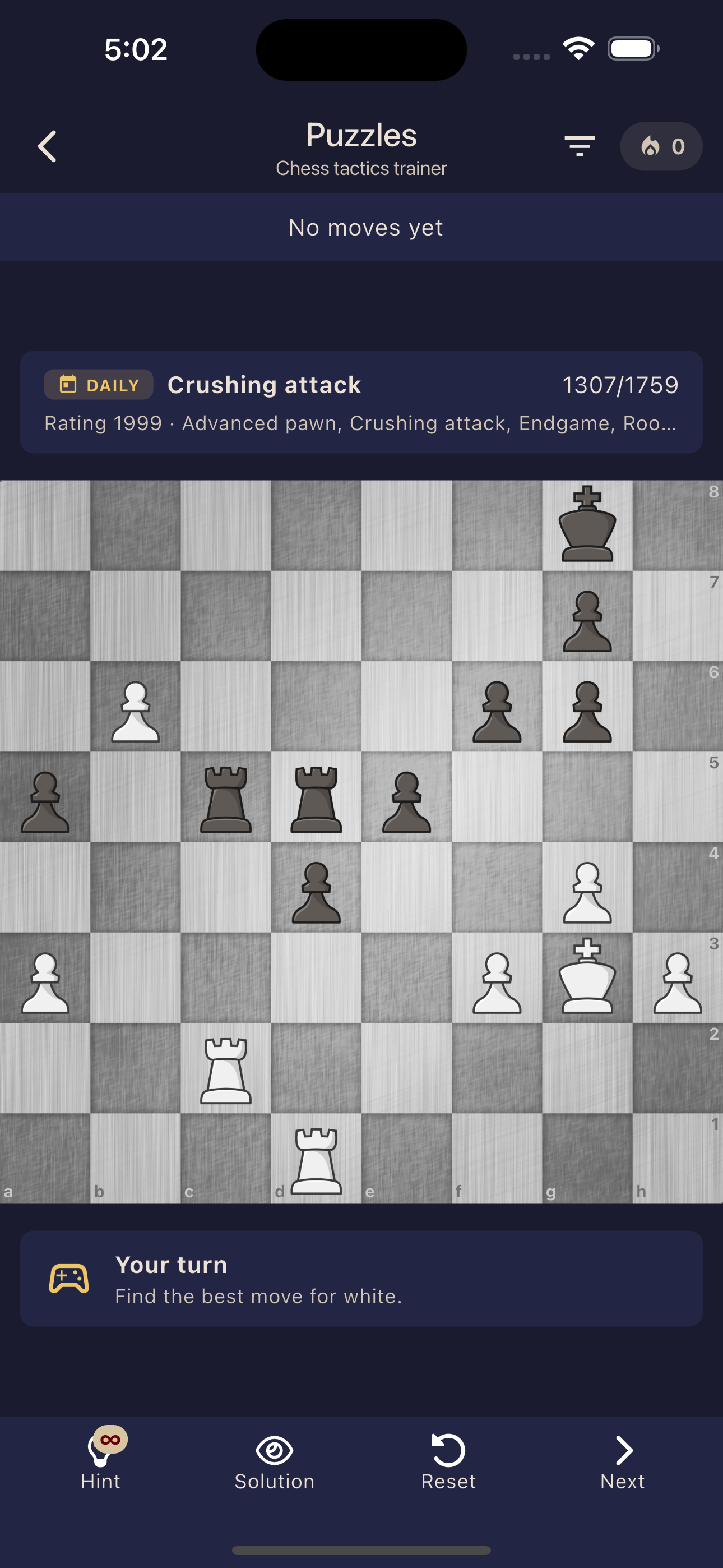 Solving a chess puzzle with hint and solution controls